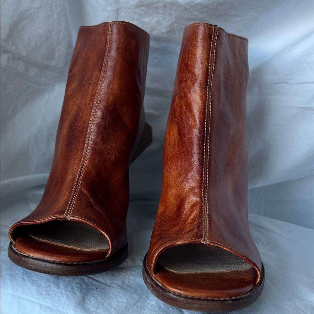 NWOB Bed Stu Onset Womens Cognac Leather Zipper Casual Dress Boots Size 10